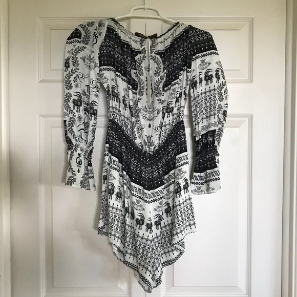 Off the shoulder romper - Picture 2 of 3